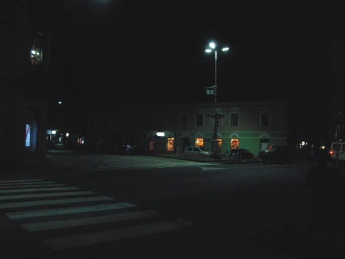 邦贝尔路灯在克罗地亚首都Sisak